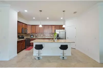 9215 Shadow Oak Ln, Naples, FL 34120 - Photo 4