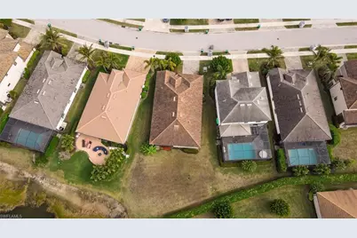 9215 Shadow Oak Ln, Naples, FL 34120 - Photo 32
