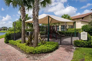 9215 Shadow Oak Ln, Naples, FL 34120 - Photo 38