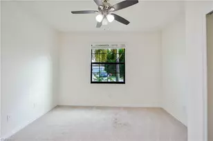 9215 Shadow Oak Ln, Naples, FL 34120 - Photo 14