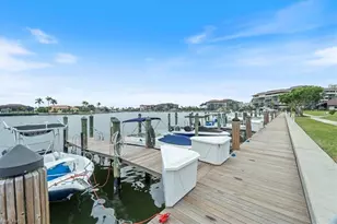 601 Seaview Ct, Marco Island, FL 34145 - Photo 4