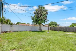 11360 Hunting Rd, Bonita Springs, FL 34135 - Photo 6