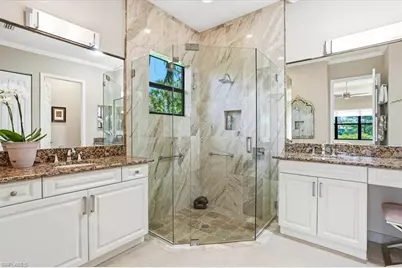13421 Coronado Dr, Naples, FL 34109 - Photo 22
