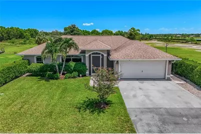 3857 39th Ave NE, Naples, FL 34120 - Photo 2