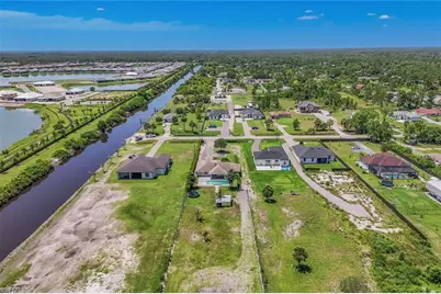 3857 39th Ave NE, Naples, FL 34120 - Photo 40