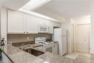 13640 Worthington Way, Bonita Springs, FL 34135 - Photo 8