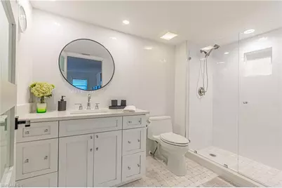 2880 Gulf Shore Blvd N #509, Naples, FL 34103 - Photo 16