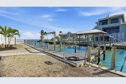 266 Curlew St, Fort Myers Beach, FL 33931 - Photo 6