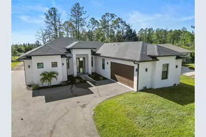 2740 35th Ave NE, Naples, FL 34120 - Photo 12
