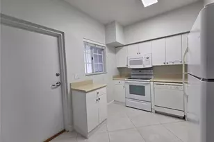 8408 Bernwood Cove Loop, Fort Myers, FL 33966 - Photo 4