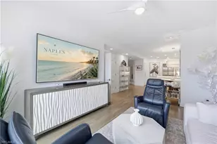 365 5th Ave S, Naples, FL 34102 - Photo 8