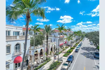 365 5th Ave S #306, Naples, FL 34102 - Photo 1