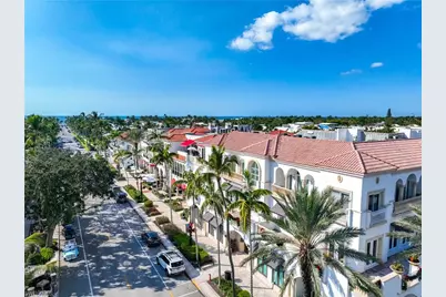365 5th Ave S #306, Naples, FL 34102 - Photo 2
