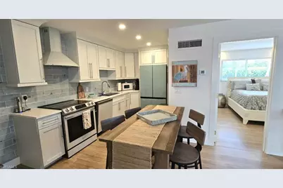 780 10th Ave S #1, Naples, FL 34102 - Photo 1