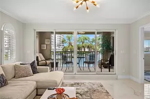 9103 Vanderbilt Dr, Naples, FL 34108 - Photo 4