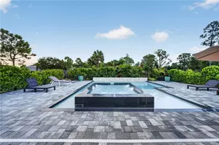 2885 41st Ave NE, Naples, FL 34120 - Photo 6