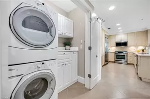9115 Strada Pl, Naples, FL 34108 - Photo 18