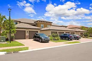 9378 Pocida Ct, Naples, FL 34119 - Photo 28
