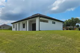 1321 NE 19th Terrace, Cape Coral, FL 33909 - Photo 6