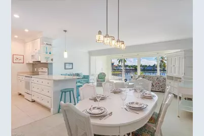 2800 Gulf Shore Blvd N #406, Naples, FL 34103 - Photo 12