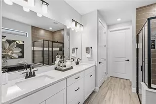 2738 Aviamar Cir, Naples, FL 34114 - Photo 20