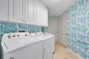 275 Indies Way, Naples, FL 34110 - Photo 36