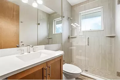 1680 Avion Pl, Naples, FL 34104 - Photo 30
