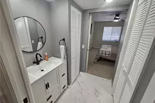 7360 Glenmoor Ln, Naples, FL 34104 - Photo 6