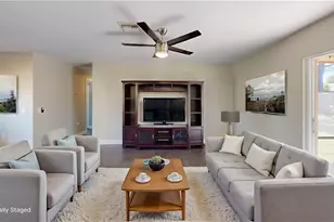 27514 Playa Del Rey Ln, Bonita Springs, FL 34135 - Photo 2