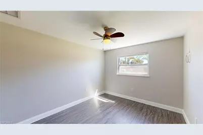 27514 Playa Del Rey Ln, Bonita Springs, FL 34135 - Photo 16