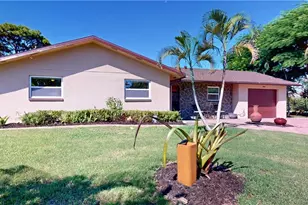 27514 Playa Del Rey Ln, Bonita Springs, FL 34135 - Photo 36
