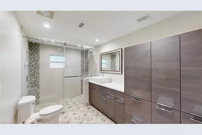 27514 Playa Del Rey Ln, Bonita Springs, FL 34135 - Photo 26