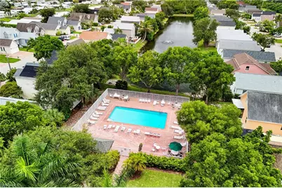 434 Leawood Cir, Naples, FL 34104 - Photo 30