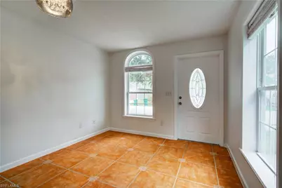 434 Leawood Cir, Naples, FL 34104 - Photo 24