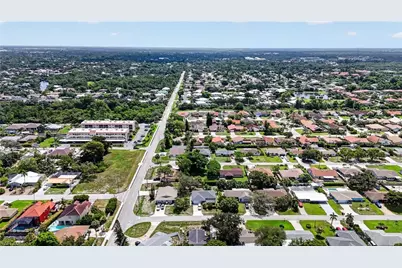 27506 Playa Del Rey Ln, Bonita Springs, FL 34135 - Photo 18