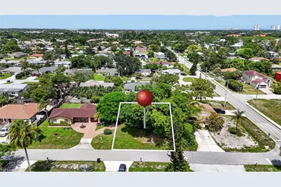 27506 Playa Del Rey Ln, Bonita Springs, FL 34135 - Photo 1