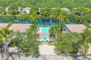 5513 Cove Cir, Naples, FL 34119 - Photo 32