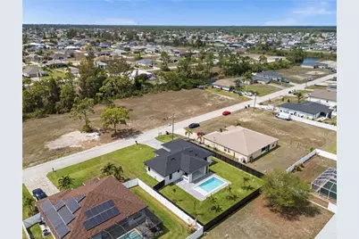 2519 NW 18th Pl, Cape Coral, FL 33993 - Photo 6