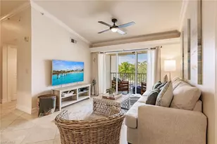 4620 St Croix Ln, Naples, FL 34109 - Photo 8