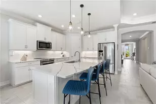 28036 Sanibel Sands St, Bonita Springs, FL 34135 - Photo 10