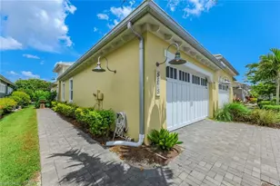 5878 Haiti Dr, Naples, FL 34113 - Photo 2