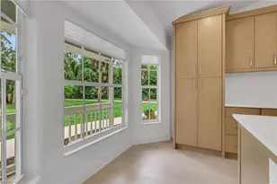 620 22nd Ave NW, Naples, FL 34120 - Photo 10