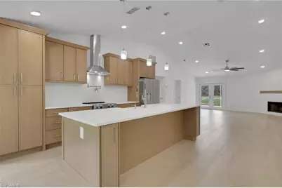 620 22nd Ave NW, Naples, FL 34120 - Photo 6