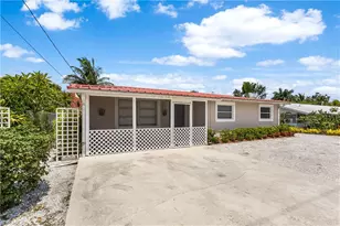 2191 Thomasson Dr, Naples, FL 34112 - Photo 2