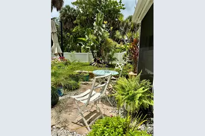 1447 Shadowlawn Dr, Naples, FL 34104 - Photo 28