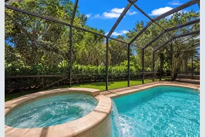 2915 Coco Lakes Dr, Naples, FL 34105 - Photo 6