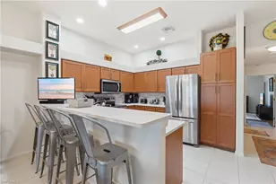 917 SW 47th Terrace, Cape Coral, FL 33914 - Photo 2