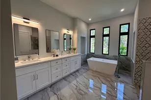 382 39th Ave NE, Naples, FL 34120 - Photo 14