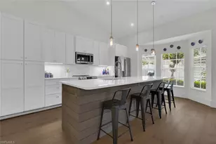 2124 Paget Cir, Naples, FL 34112 - Photo 2