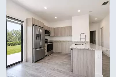 8033 Melody Cir, Labelle, FL 33935 - Photo 2